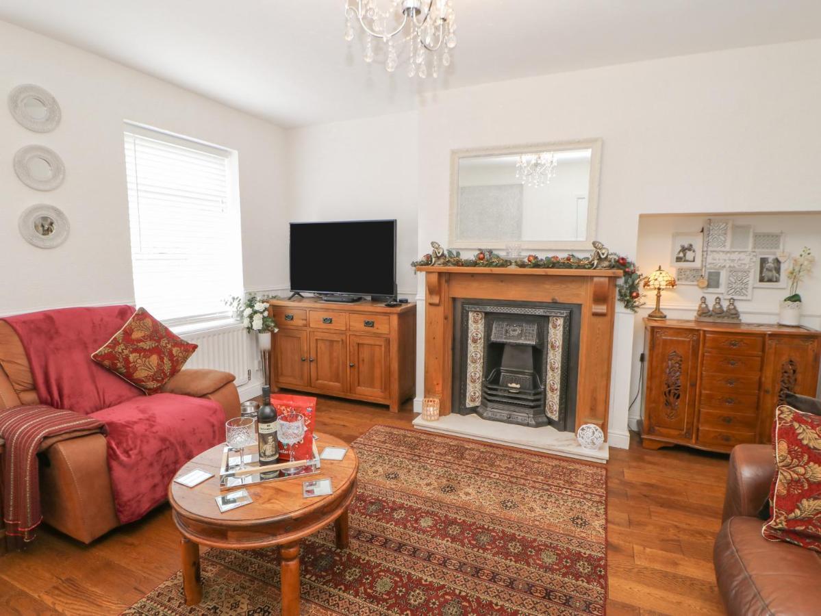 2 Hartburn Road Villa North Shields Bagian luar foto
