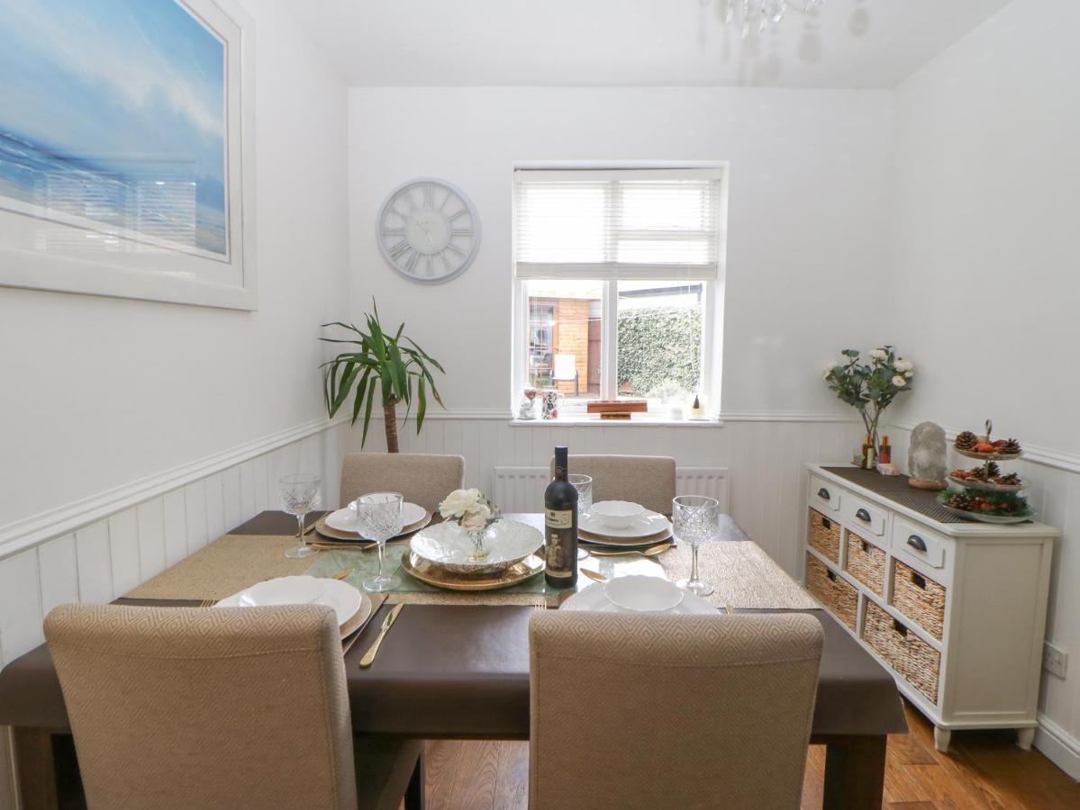 2 Hartburn Road Villa North Shields Bagian luar foto