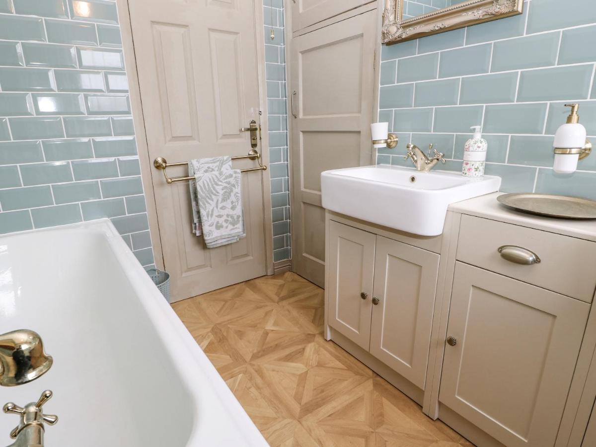 2 Hartburn Road Villa North Shields Bagian luar foto